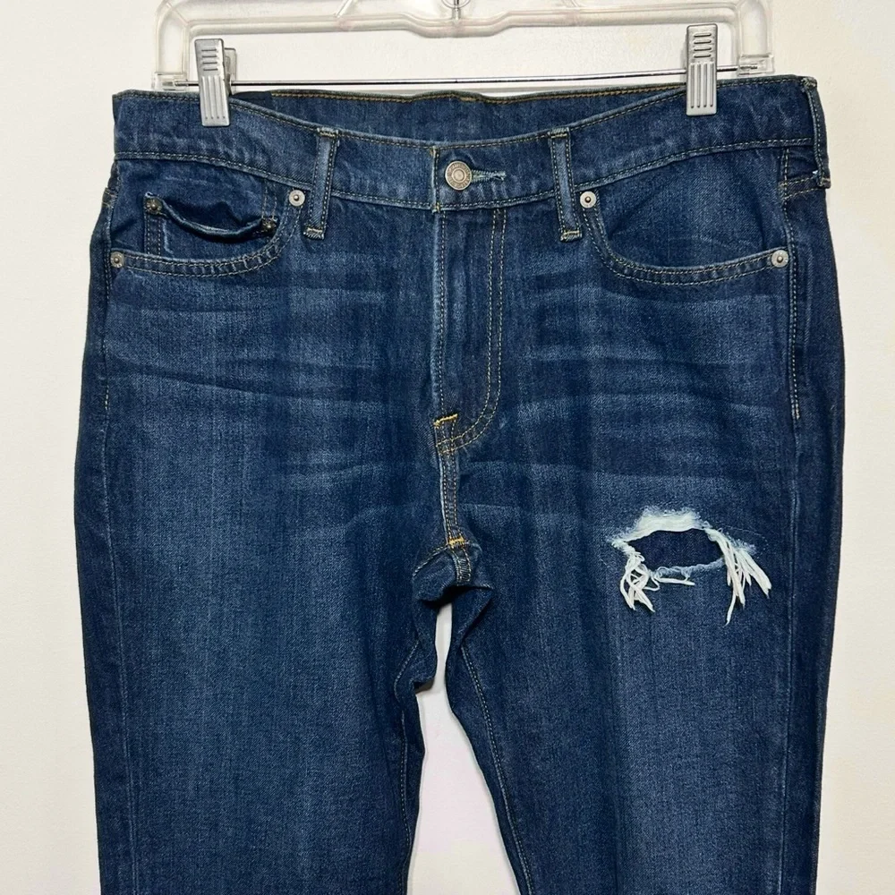 Abercrombie and Fitch Rustin Athletic Slim Cropped Raw Hem Jeans
